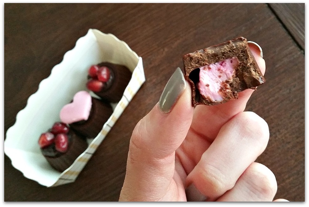 Dandies Vegan Chocolate Marshmallow Cremes Candy DIY 5.jpg